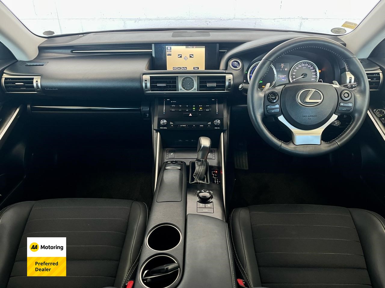2014 Lexus IS 300h
