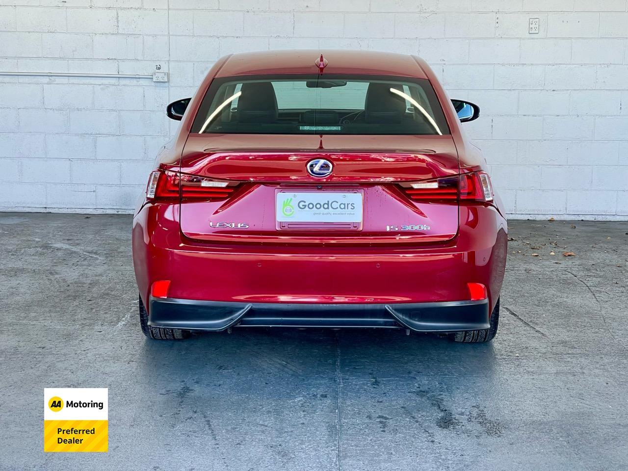 2014 Lexus IS 300h