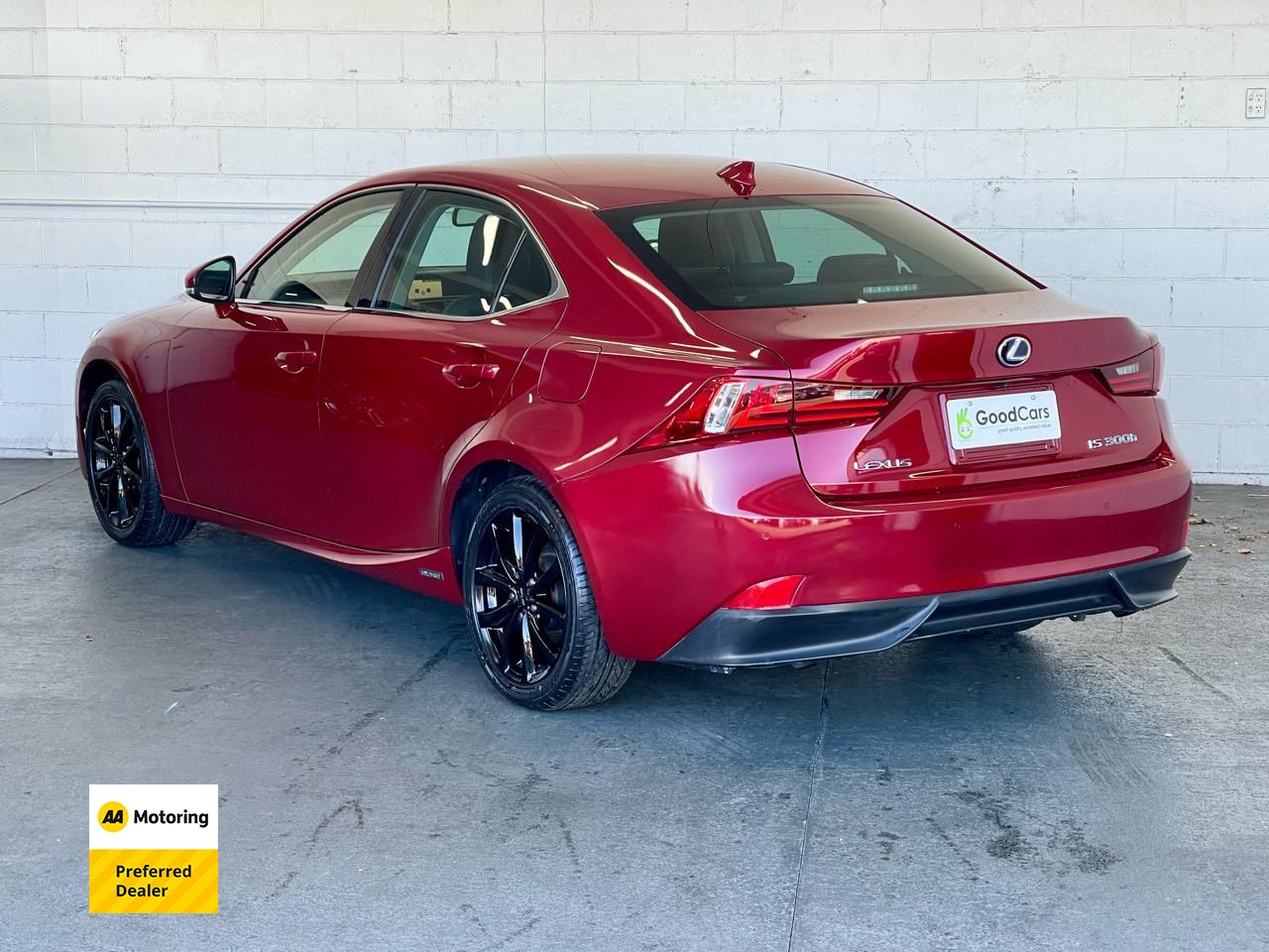 2014 Lexus IS 300h