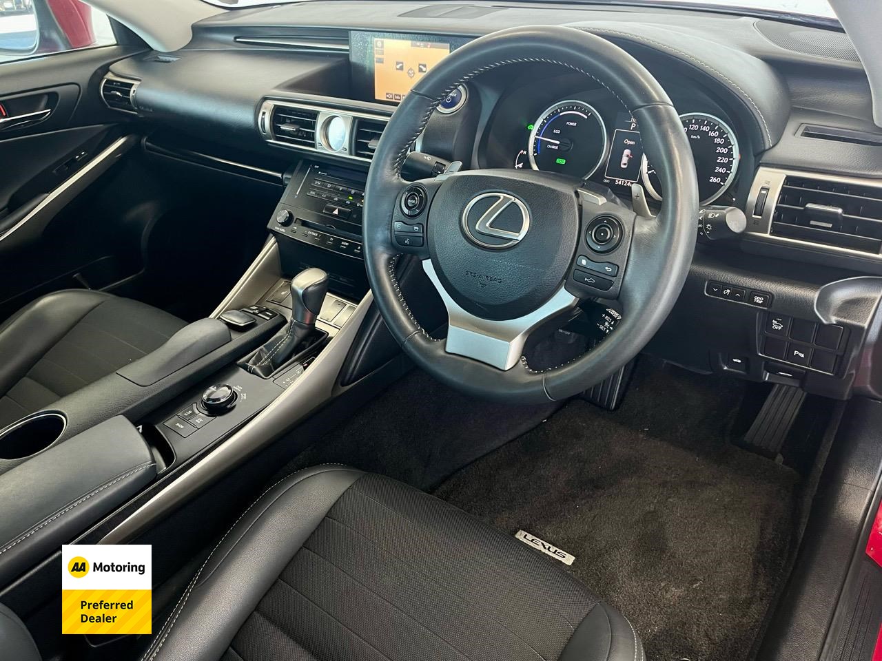 2014 Lexus IS 300h