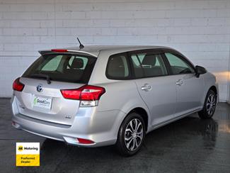 2016 Toyota COROLLA - Thumbnail