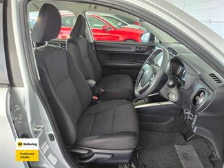 2016 Toyota COROLLA - Thumbnail