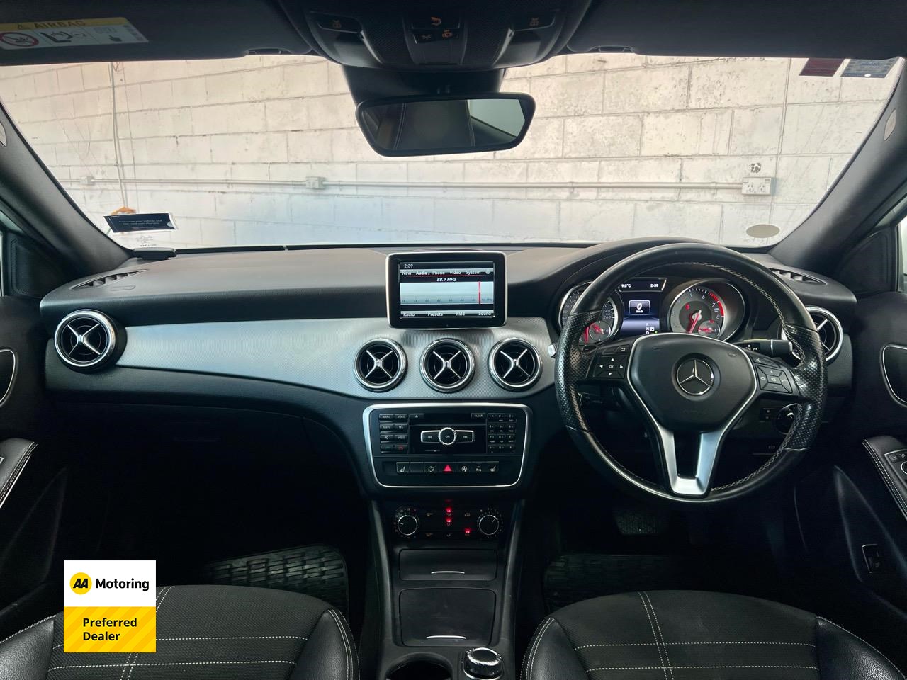 2015 Mercedes-Benz GLA 180