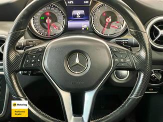2015 Mercedes-Benz GLA 180 - Thumbnail