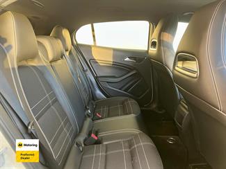 2015 Mercedes-Benz GLA 180 - Thumbnail