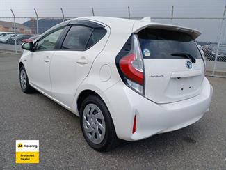 2018 Toyota AQUA - Thumbnail