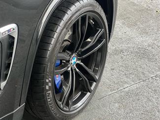 2018 BMW X5 - Thumbnail