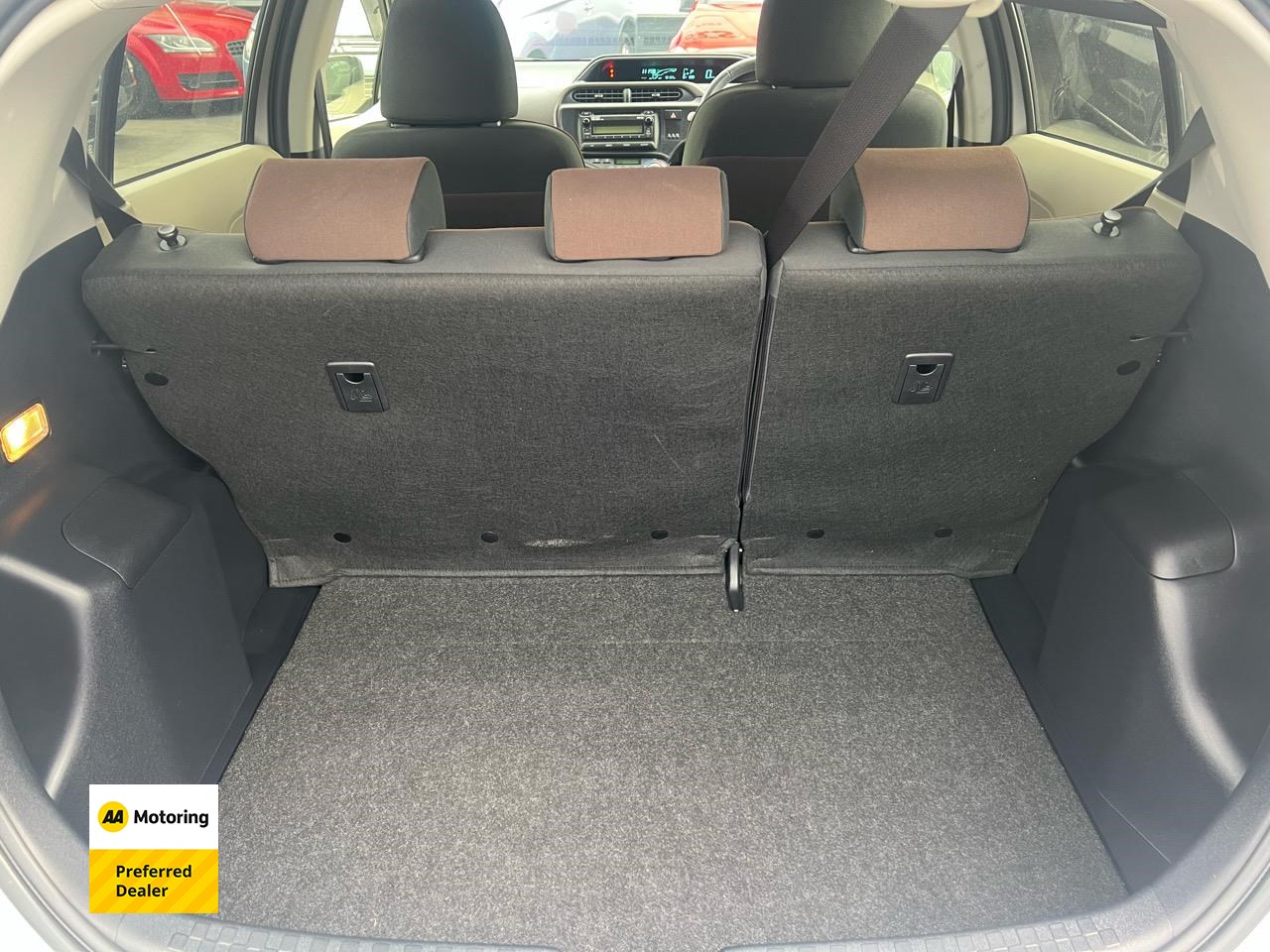 2013 Toyota AQUA