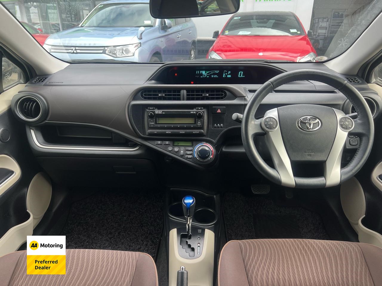 2013 Toyota AQUA