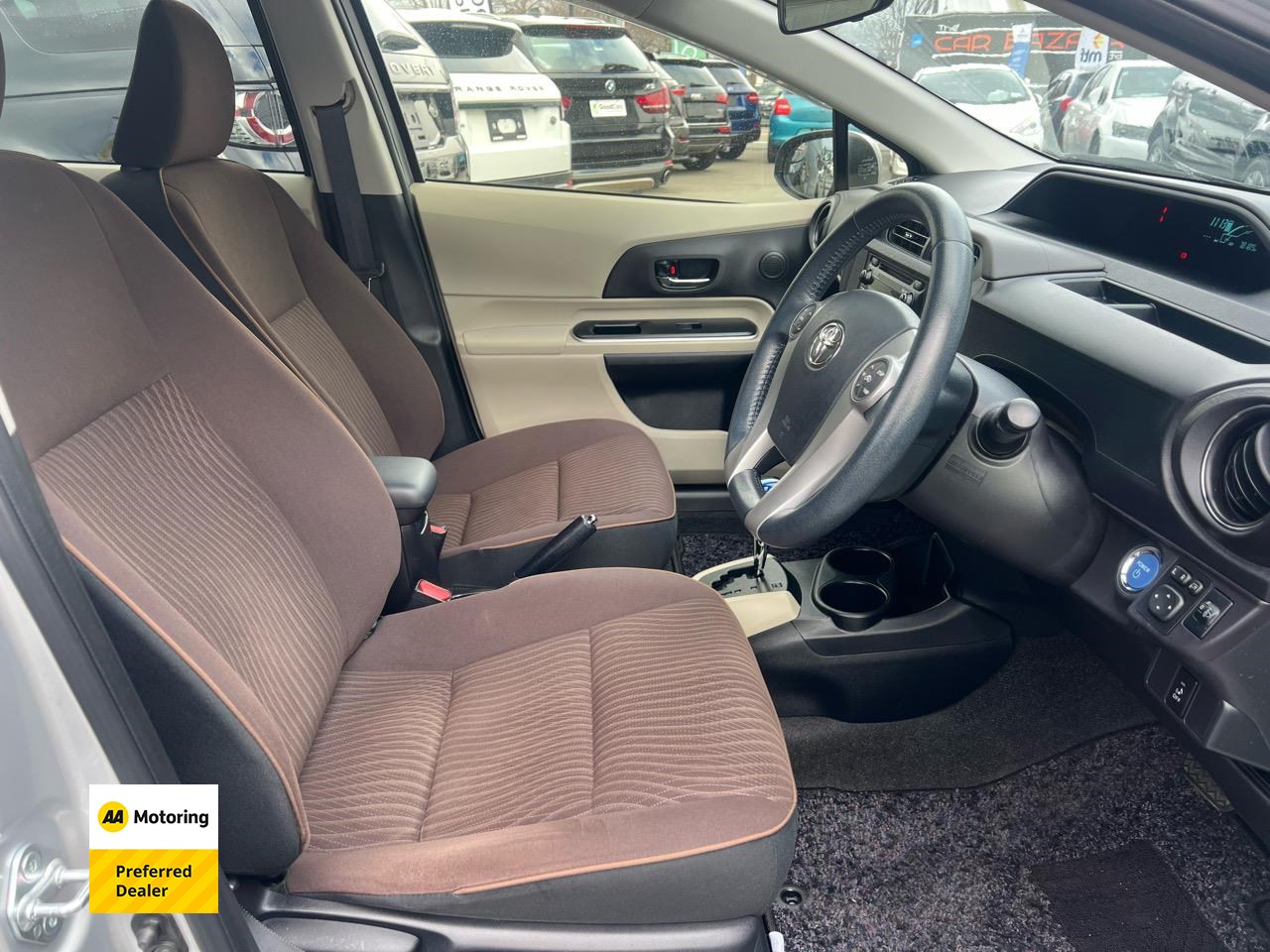 2013 Toyota AQUA