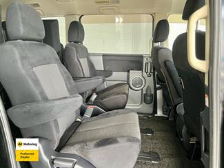 2012 Mitsubishi Delica - Thumbnail