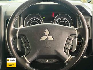 2012 Mitsubishi Delica - Thumbnail