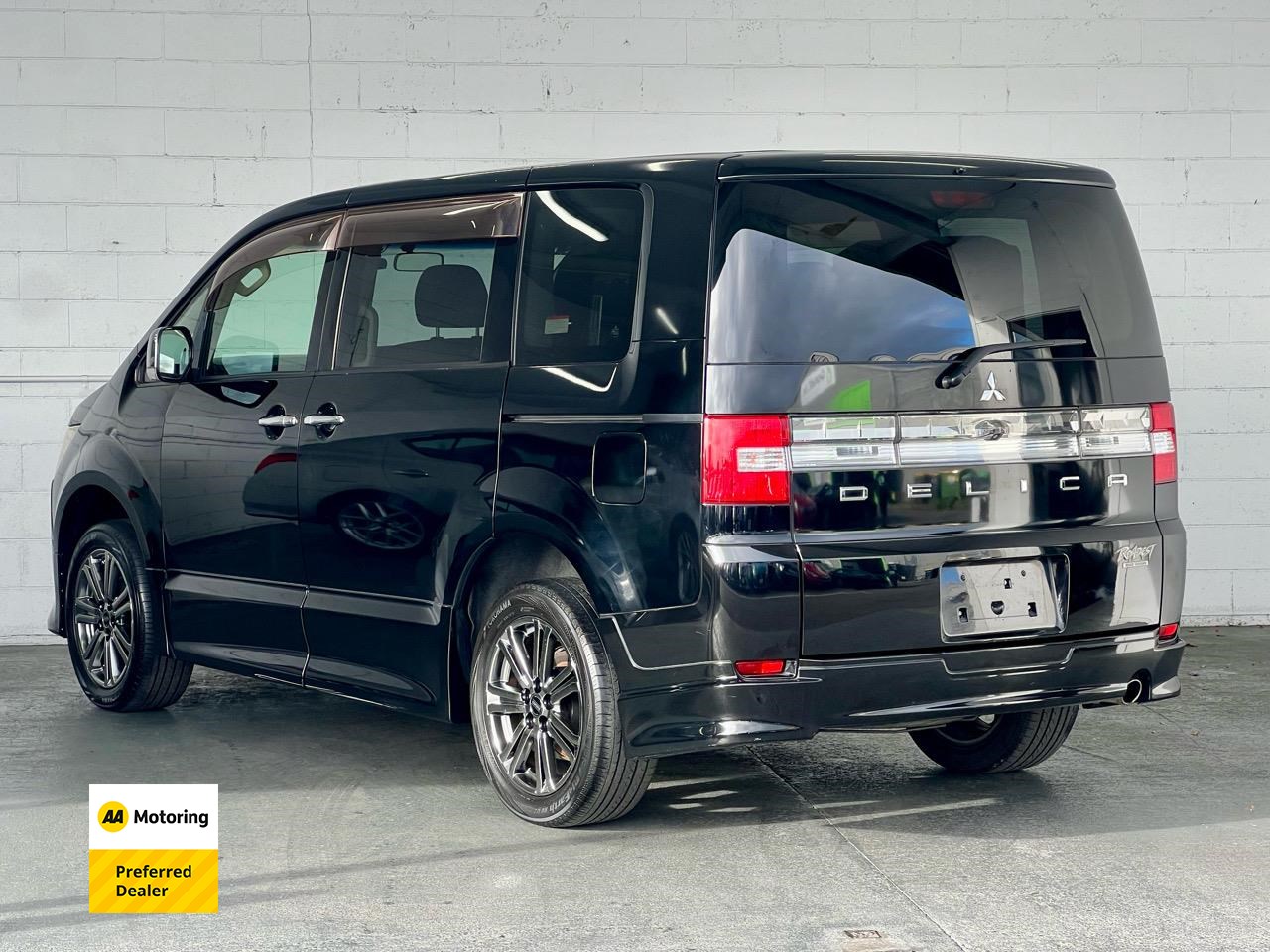 2012 Mitsubishi Delica