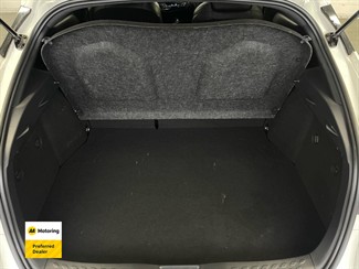 2018 Toyota C-HR - Thumbnail