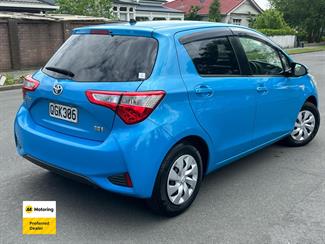 2017 Toyota VITZ - Thumbnail
