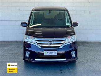 2013 Nissan Serena - Thumbnail