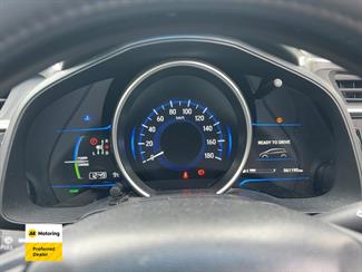 2013 Honda FIT - Thumbnail