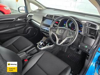 2013 Honda FIT - Thumbnail