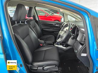 2013 Honda FIT - Thumbnail