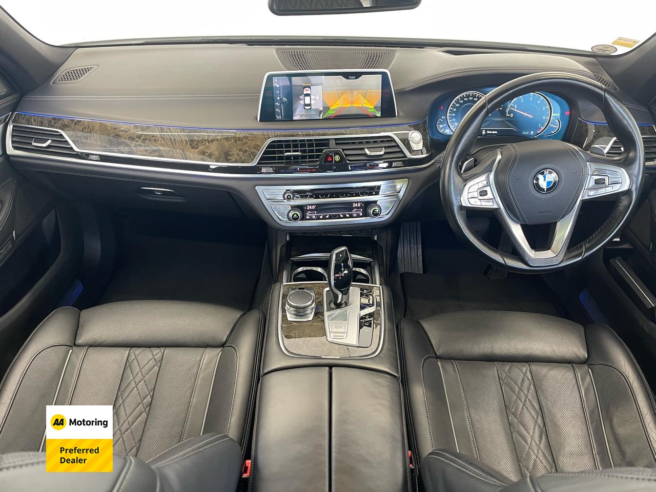 2016 BMW 740i