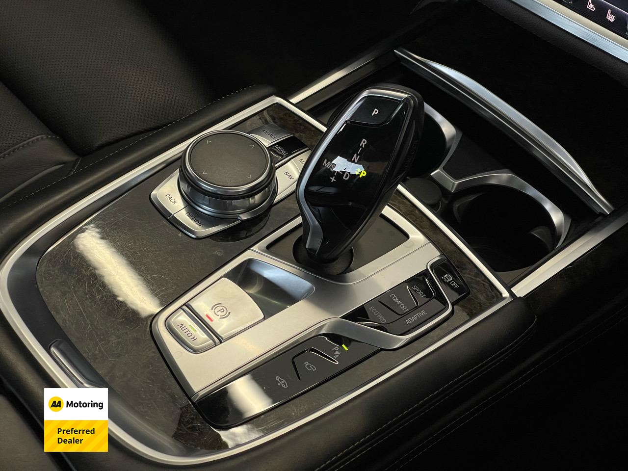 2016 BMW 740i