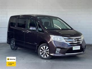 2013 Nissan Serena - Thumbnail