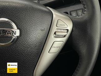 2013 Nissan Serena - Thumbnail