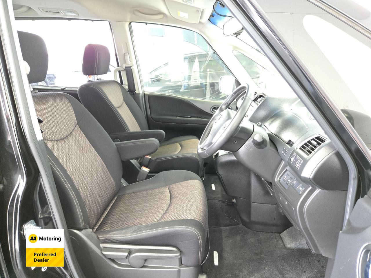 2014 Nissan Serena