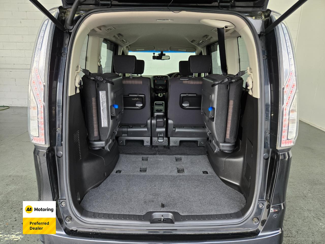 2014 Nissan Serena