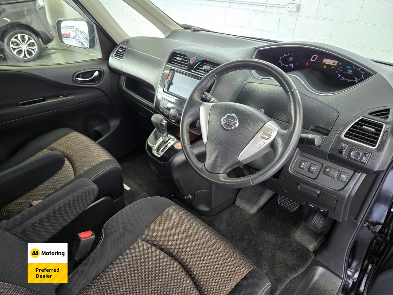 2014 Nissan Serena