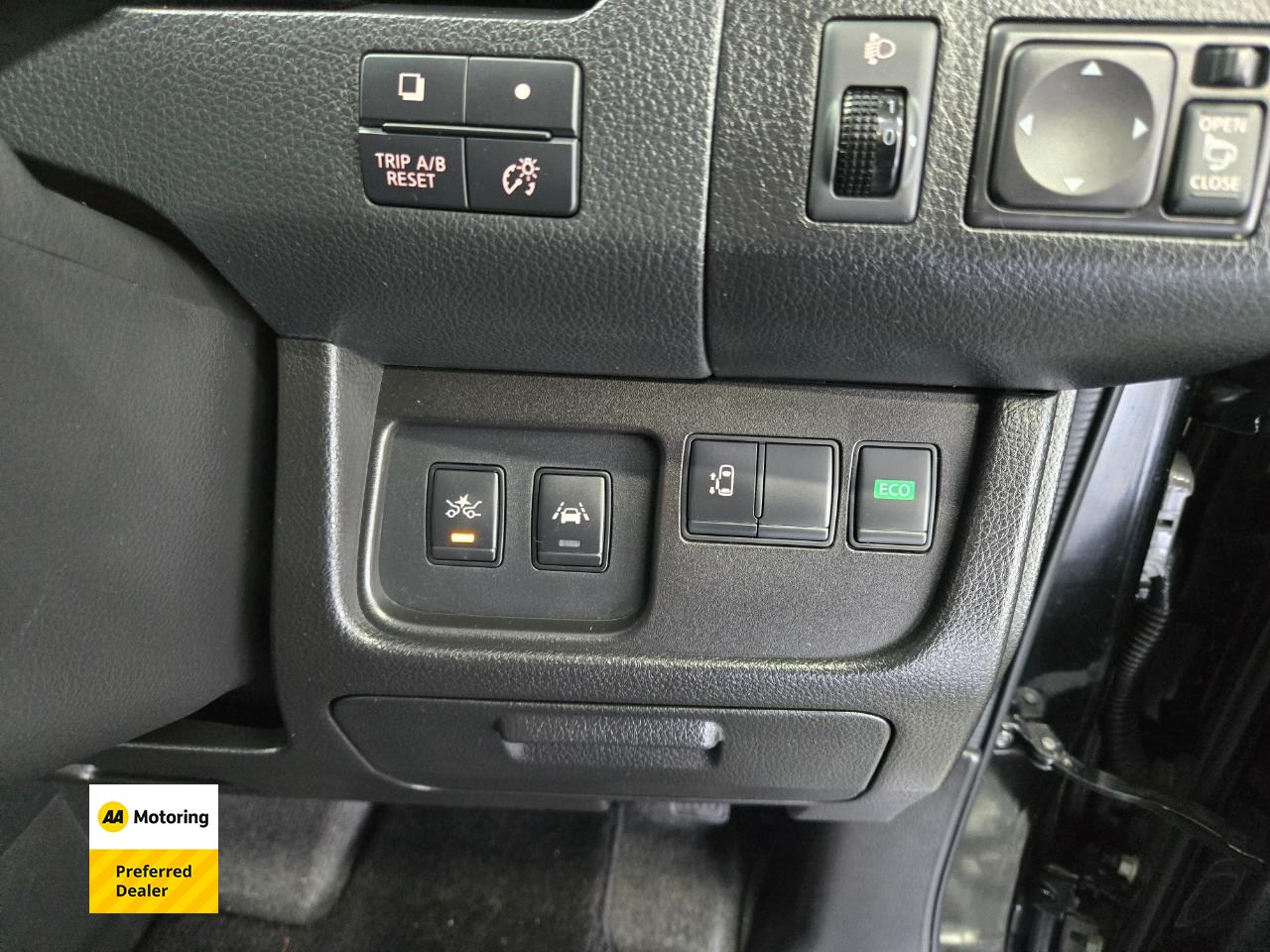 2014 Nissan Serena