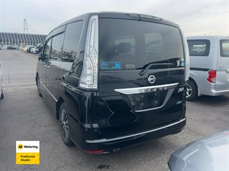 2014 Nissan Serena - Thumbnail