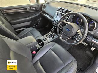 2018 Subaru OUTBACK - Thumbnail
