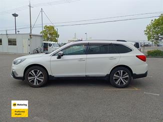 2018 Subaru OUTBACK - Thumbnail