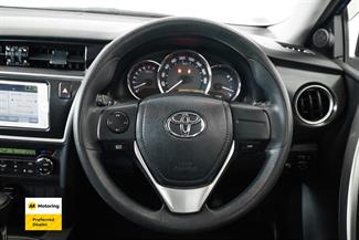 2012 Toyota AURIS - Thumbnail