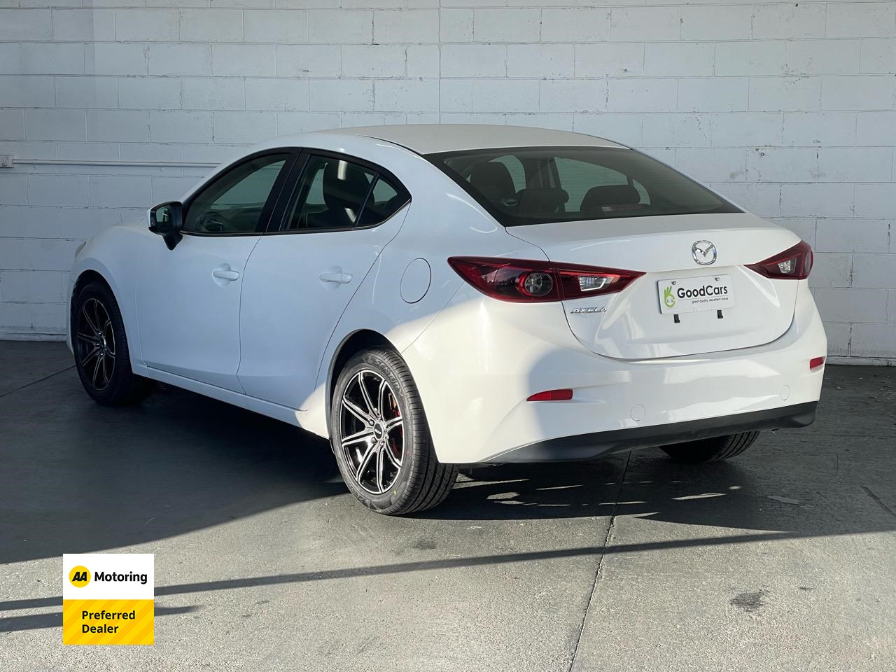 2016 Mazda AXELA