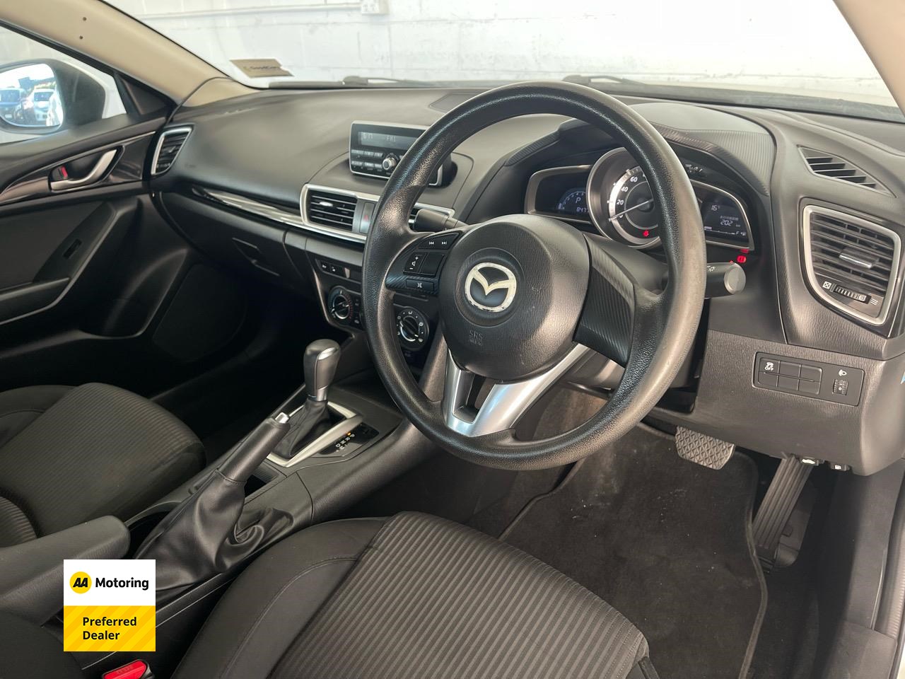 2016 Mazda AXELA