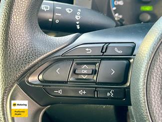 2020 Toyota Yaris - Thumbnail