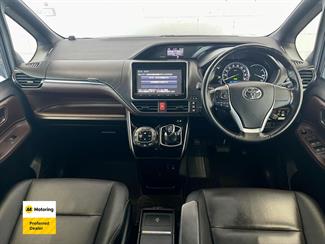 2015 Toyota ESQUIRE - Thumbnail