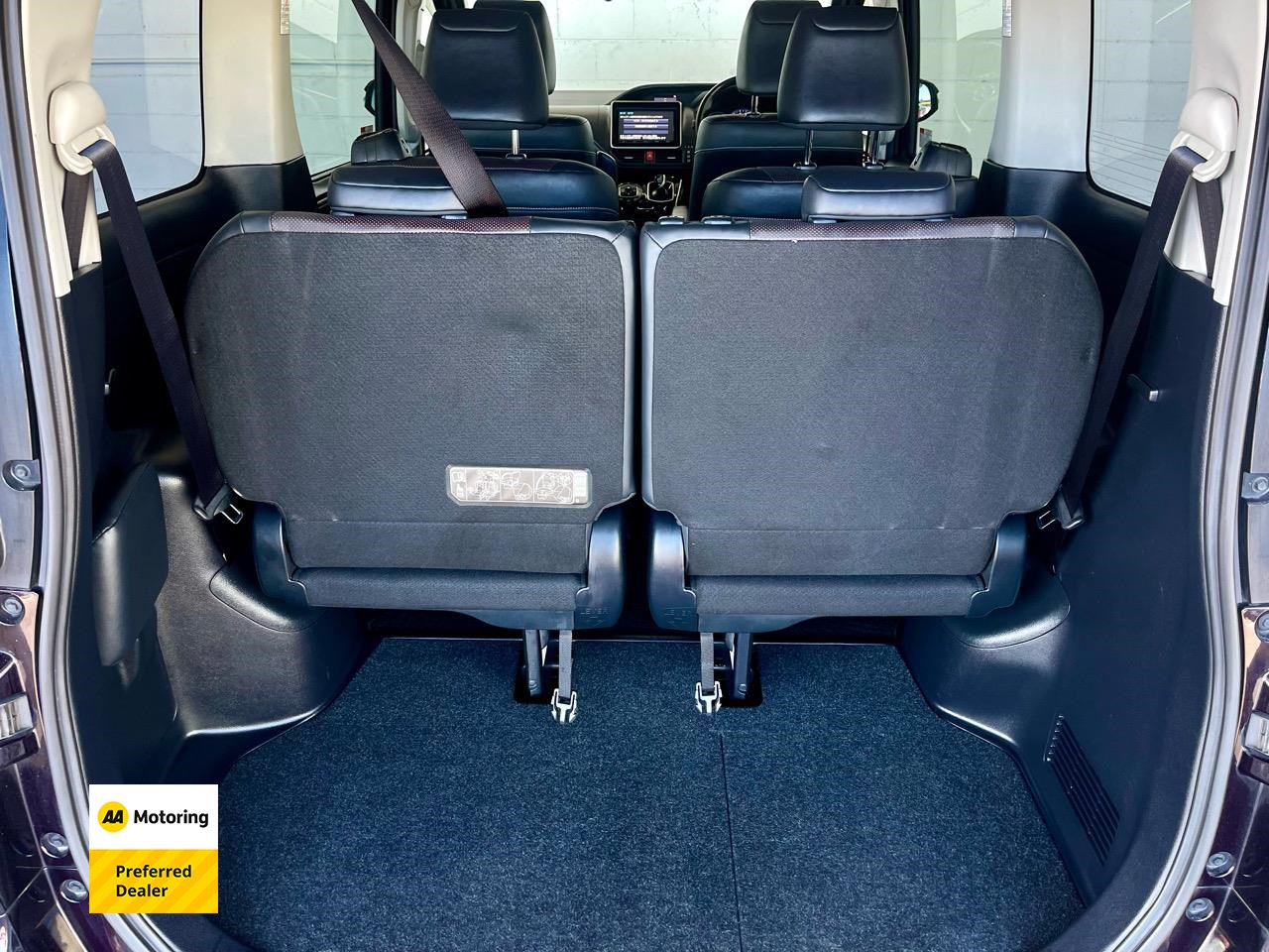 2015 Toyota ESQUIRE