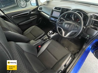 2015 Honda FIT - Thumbnail