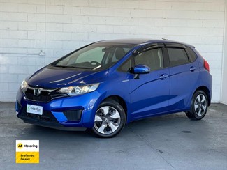 2015 Honda FIT - Thumbnail