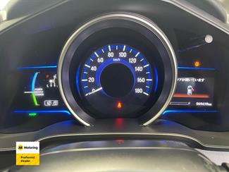 2014 Honda FIT - Thumbnail