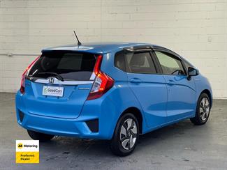 2014 Honda FIT - Thumbnail