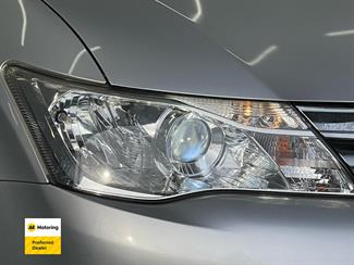 2014 Toyota COROLLA - Thumbnail
