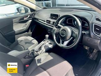 2015 Mazda AXELA - Thumbnail