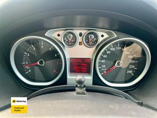 2012 Ford Kuga - Thumbnail