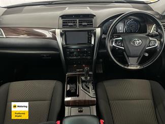 2015 Toyota CAMRY - Thumbnail
