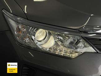 2015 Toyota CAMRY - Thumbnail