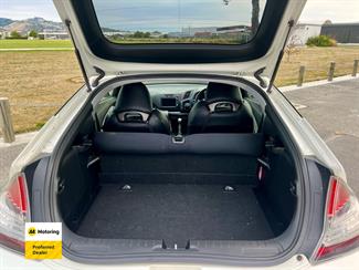 2010 Honda CR-Z - Thumbnail